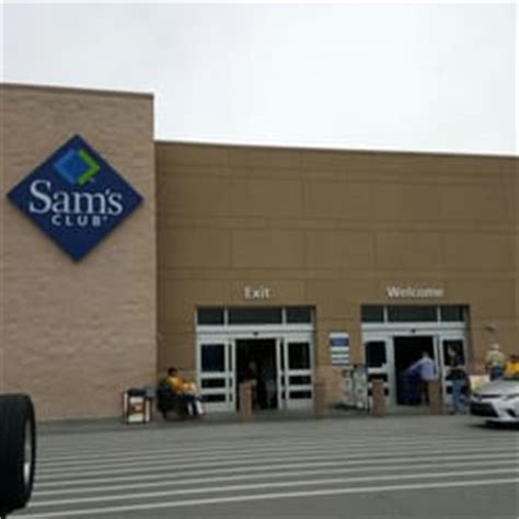 Sams jacksonville - Sam’s Club Cafe in Jacksonville, NC, is the perfect spot for a snack, lunch, or dinner. And you don’t have to be a member to enjoy a meal. Entrees include our quarter-pound hot dog, a 16-inch pizza or just a slice, or a pizza pretzel served with a cup of marinara sauce for dipping. 